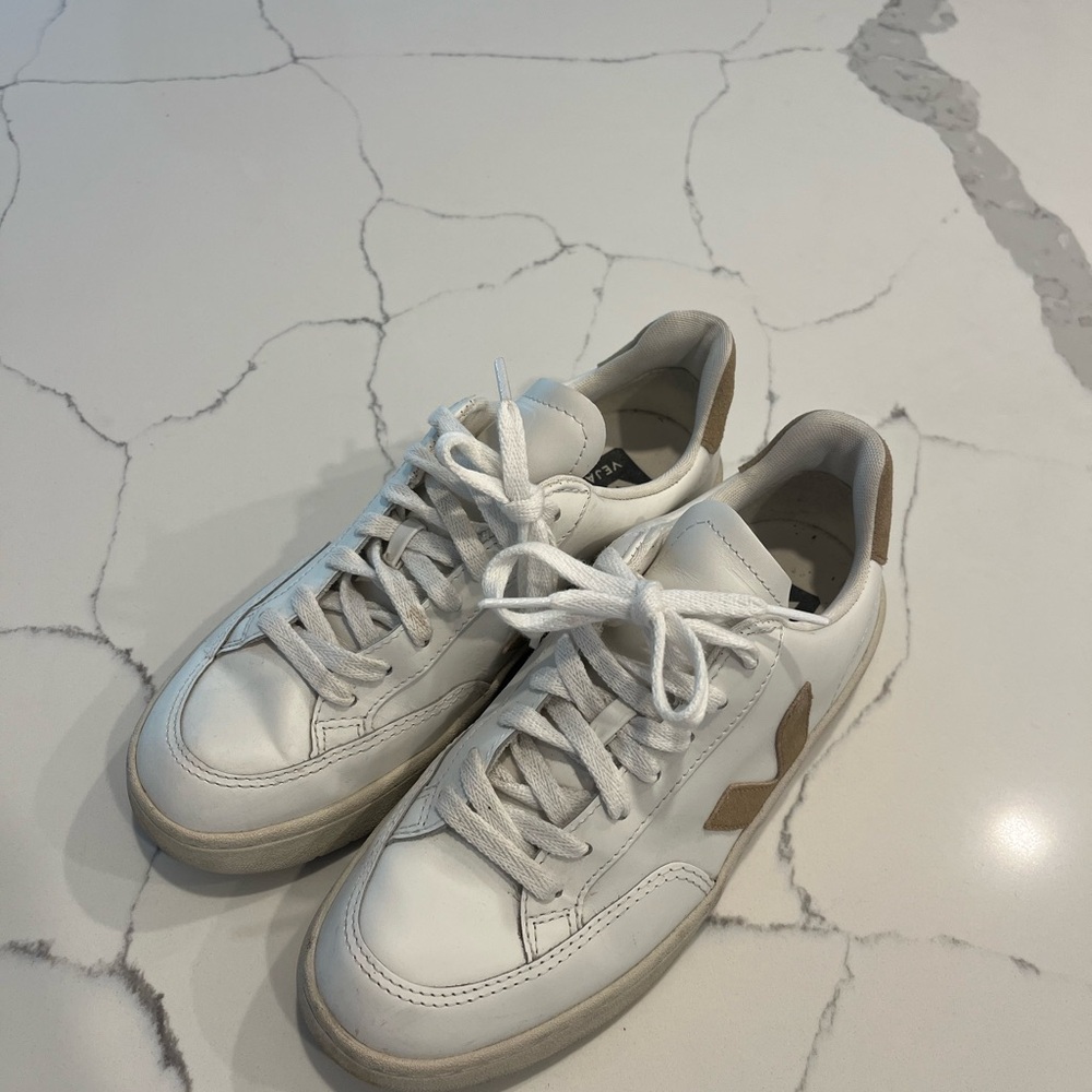 Veja White and Tan Women's Sneakers